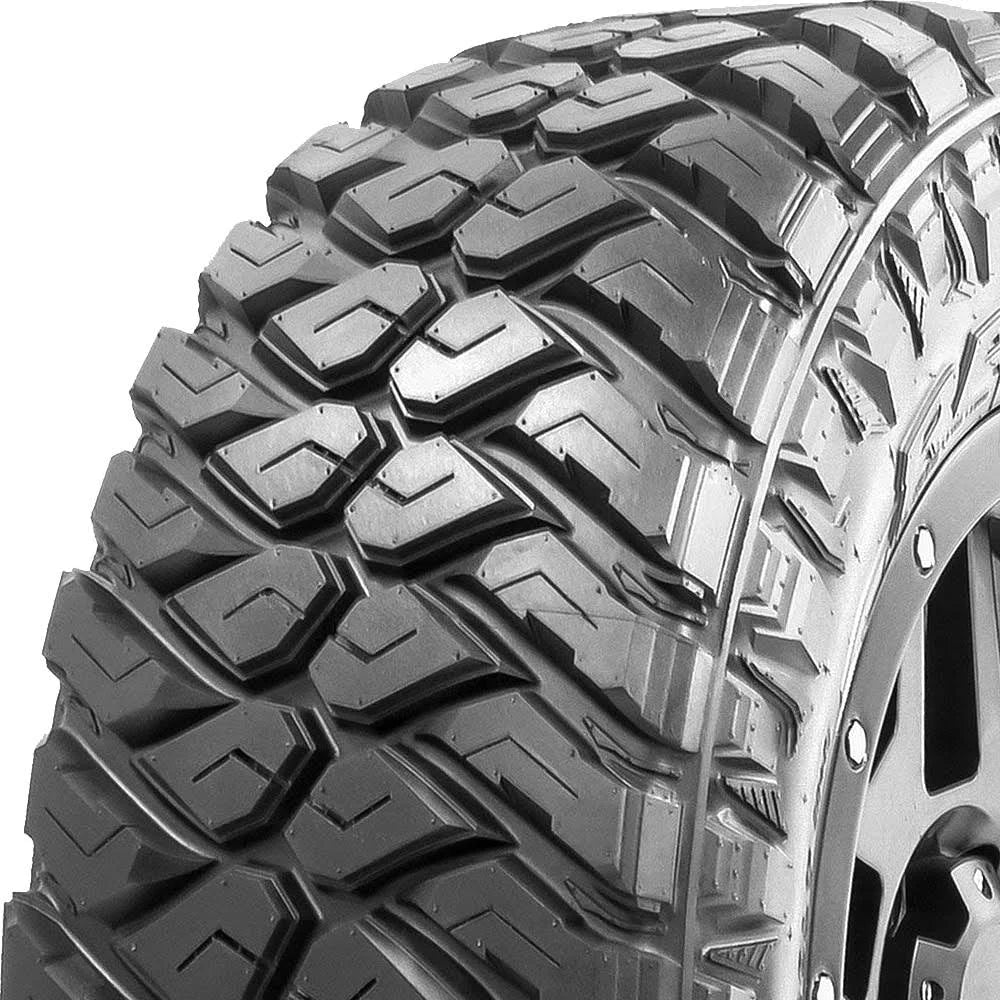LT265/70R16 Razr MT Tire M11553