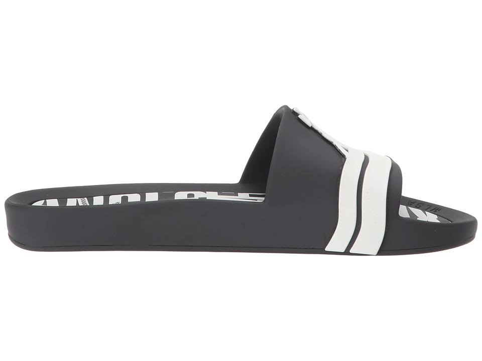 Black Sliders A302496