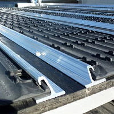 Superglide Edge Rail Trim P88718