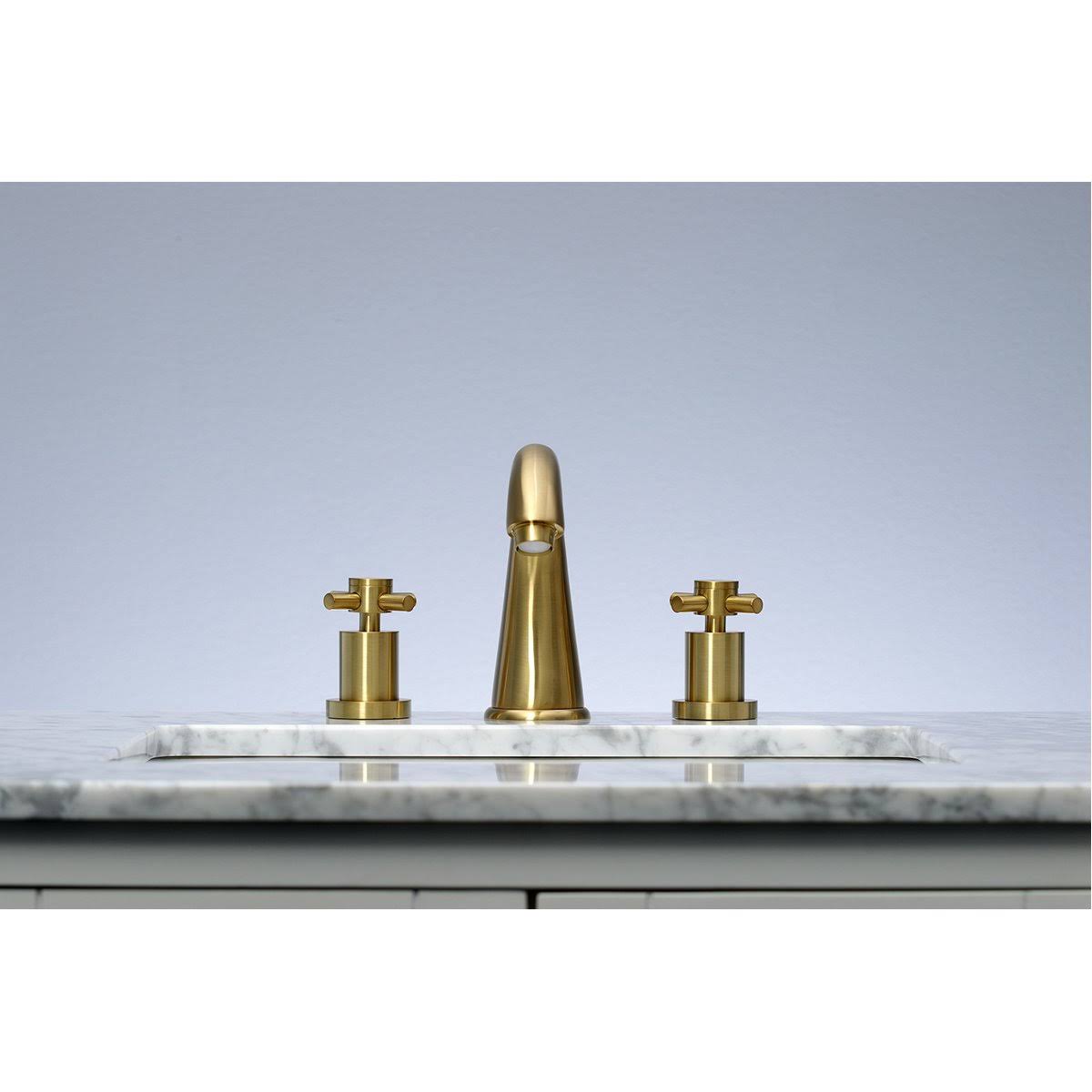 Polished Chrome Widespread Lavatory Faucet with Brass Pop-Up Z640425