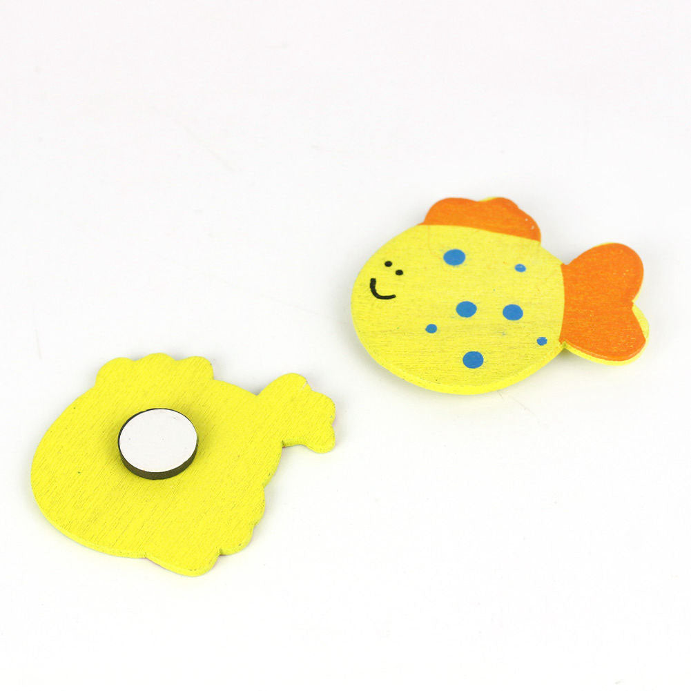 12Pcs/Set Wooden Cartoon Fridge Magnet Educational Toys S3197