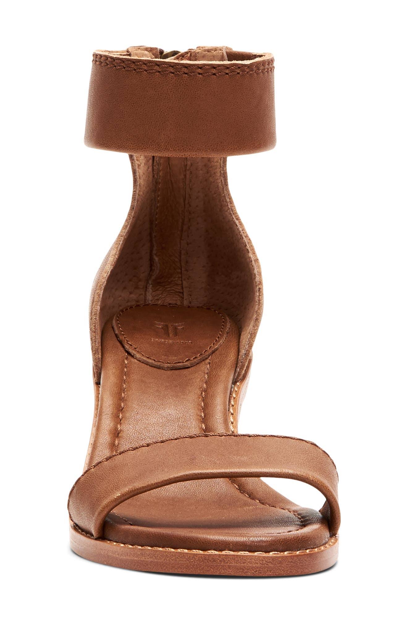 White Back Zip Boots P70436