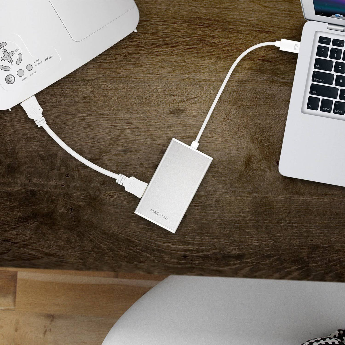 Aluminum Mini DisplayPort to Monitor Adapter H7836
