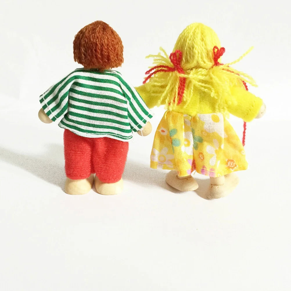 Wooden Dolls Playset Set of 4 People with Dog R84215