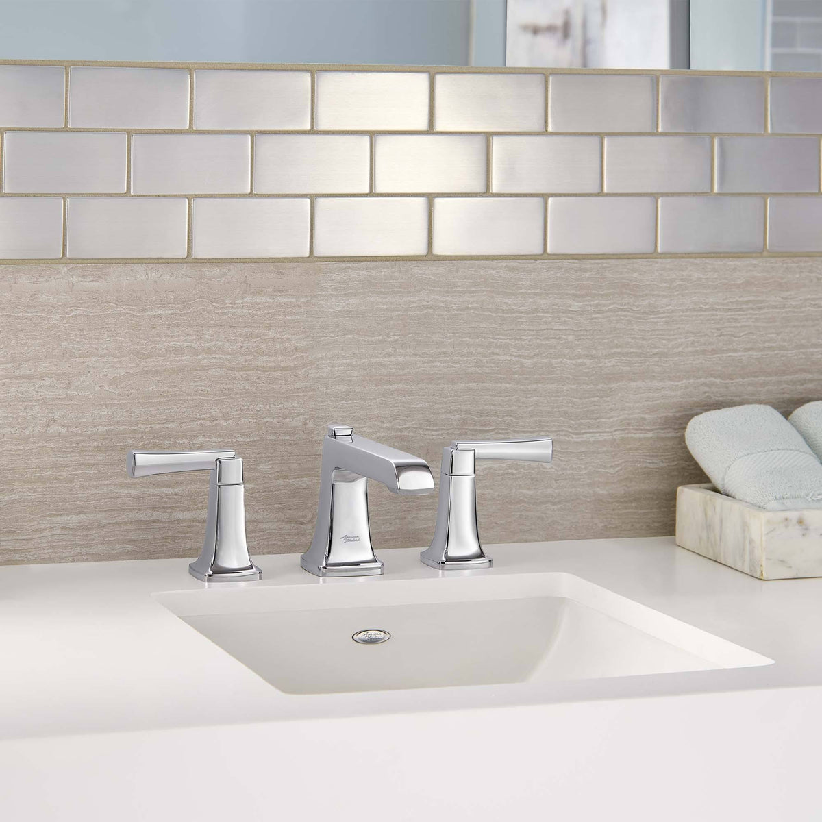 Chrome Widespread Bathroom Faucet X65417