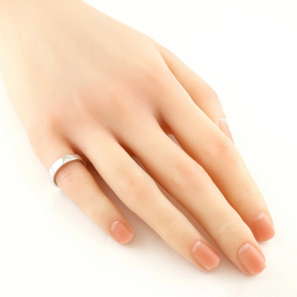 18K White Gold Ring U87482