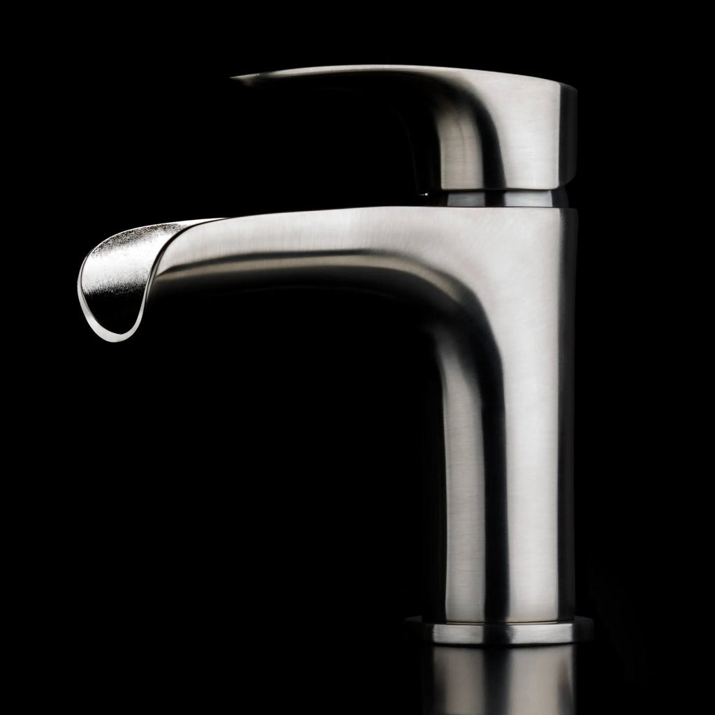 Black Single Hole Bathroom Faucet M180050