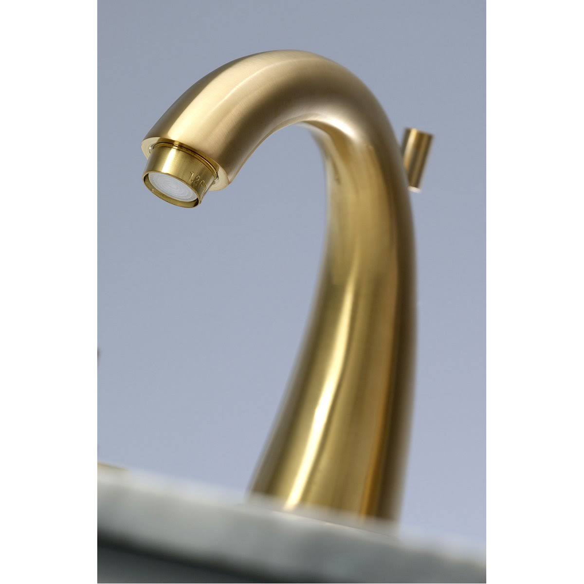 Polished Chrome Widespread Lavatory Faucet with Brass Pop-Up Z640425