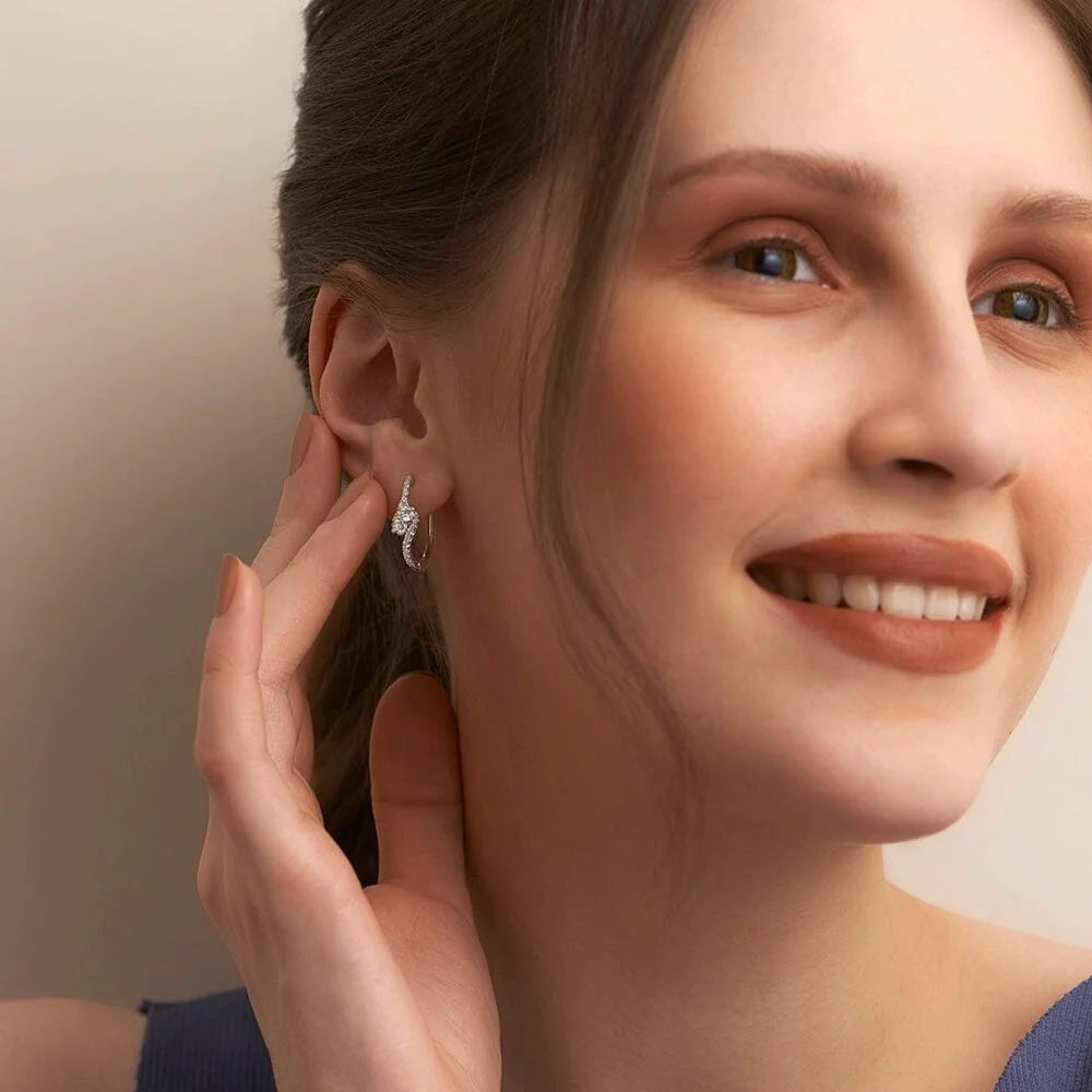 Interlocking Hoop Earrings N524
