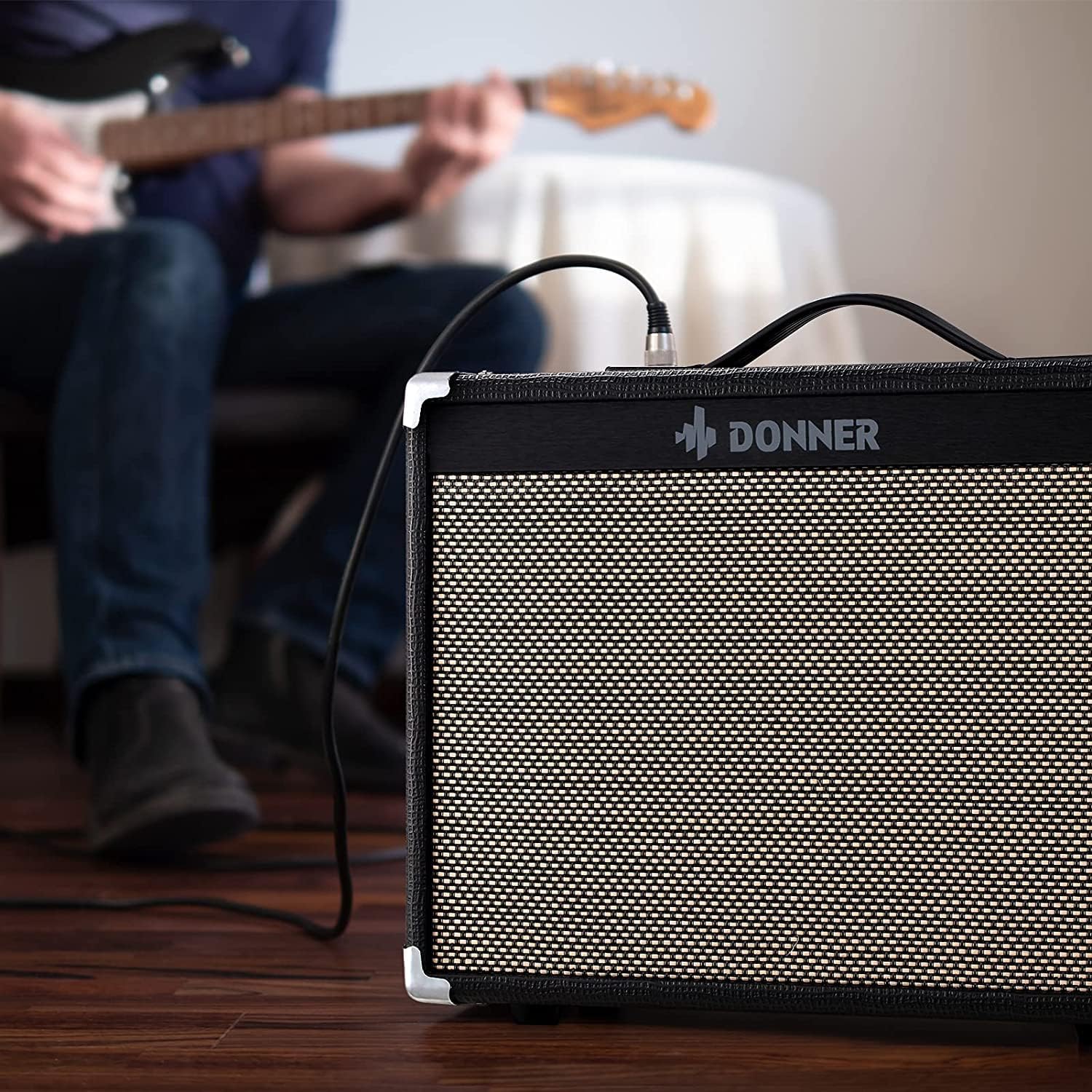 20W Electric Guitar Amplifier Combo with 8" Speaker Q4957