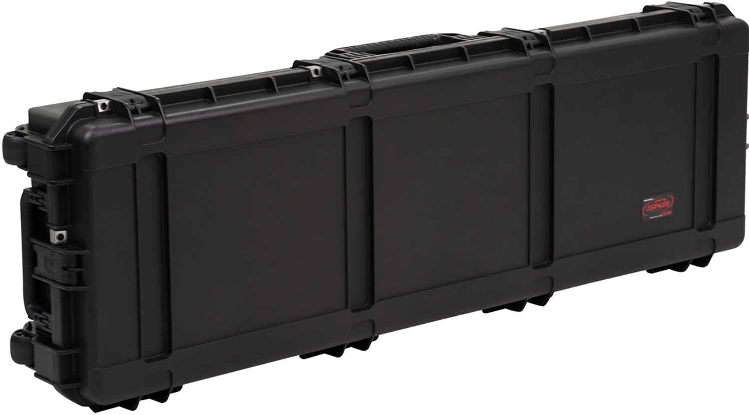 Utility Case with Wheels L6172