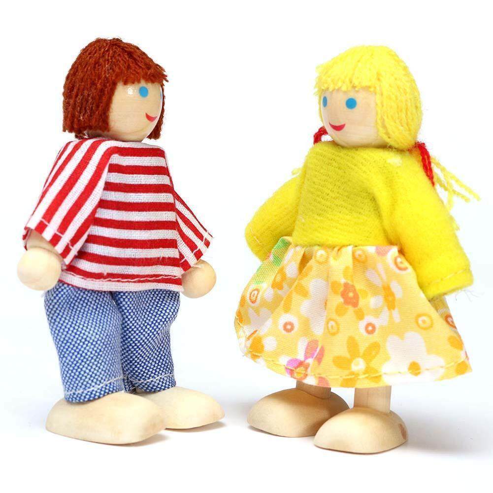 Wooden Dolls Playset Set of 4 People with Dog R84215