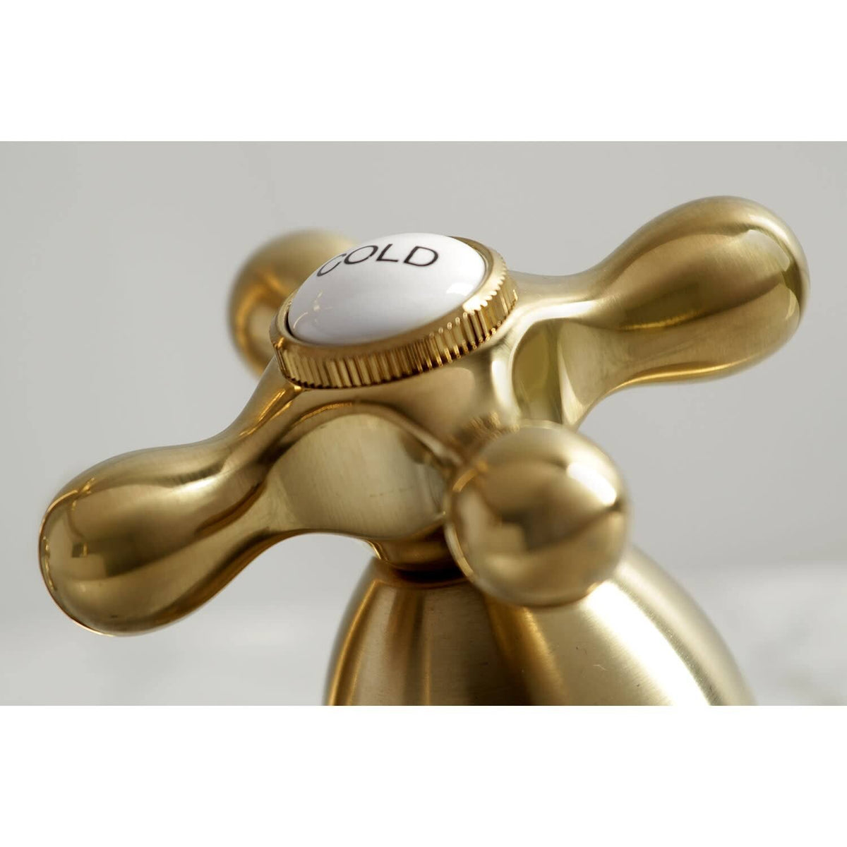 Polished Chrome Widespread Lavatory Faucet F306414