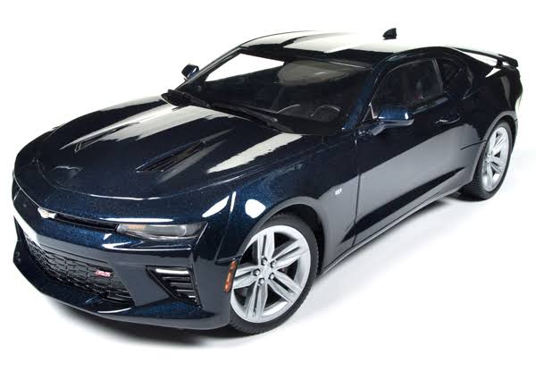 2016 Chevrolet Camaro SS Blue Velvet Metallic 1/18 Diecast Model K216