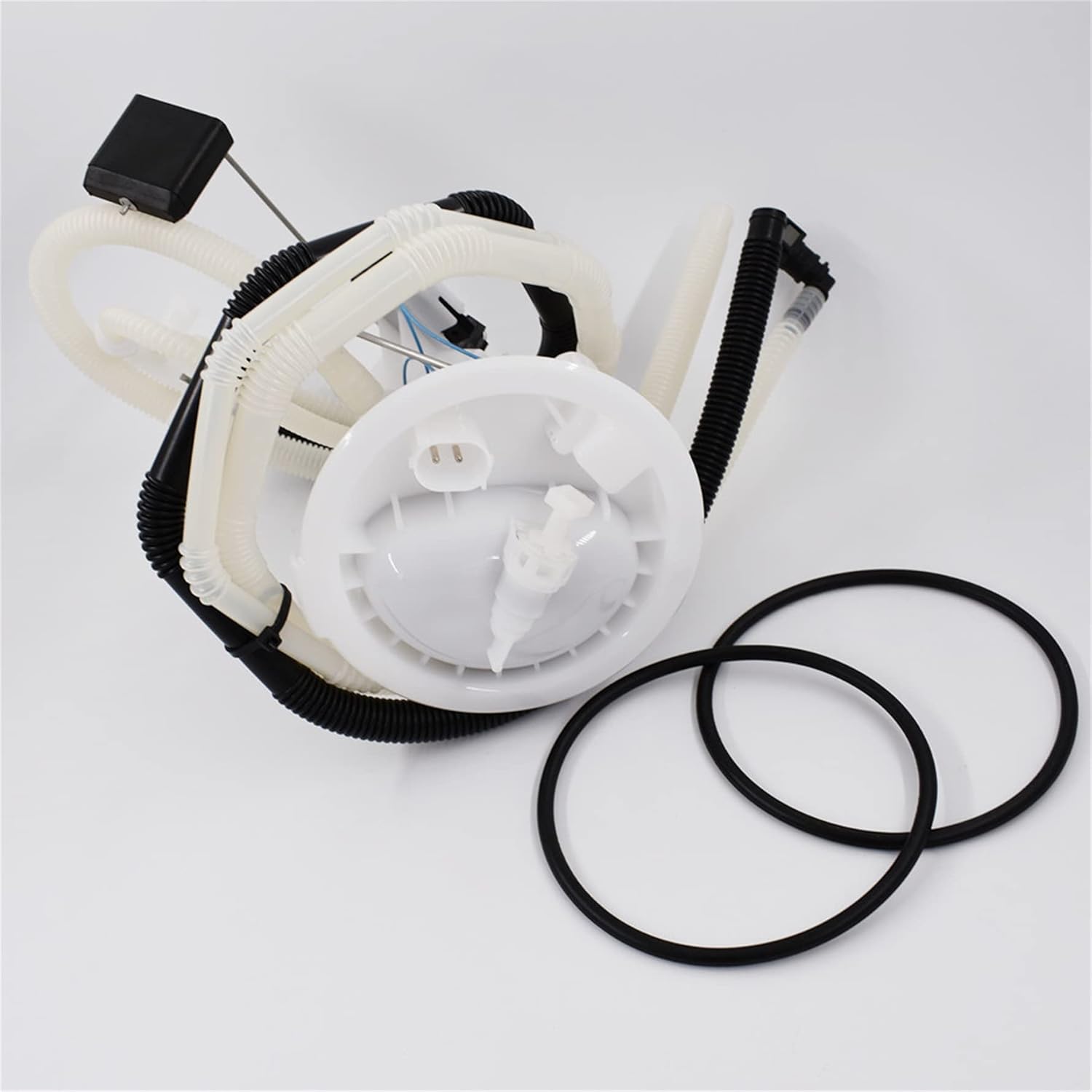 Fuel Filter with Sending Unit Pressure Regulator Pack of 2 L5710