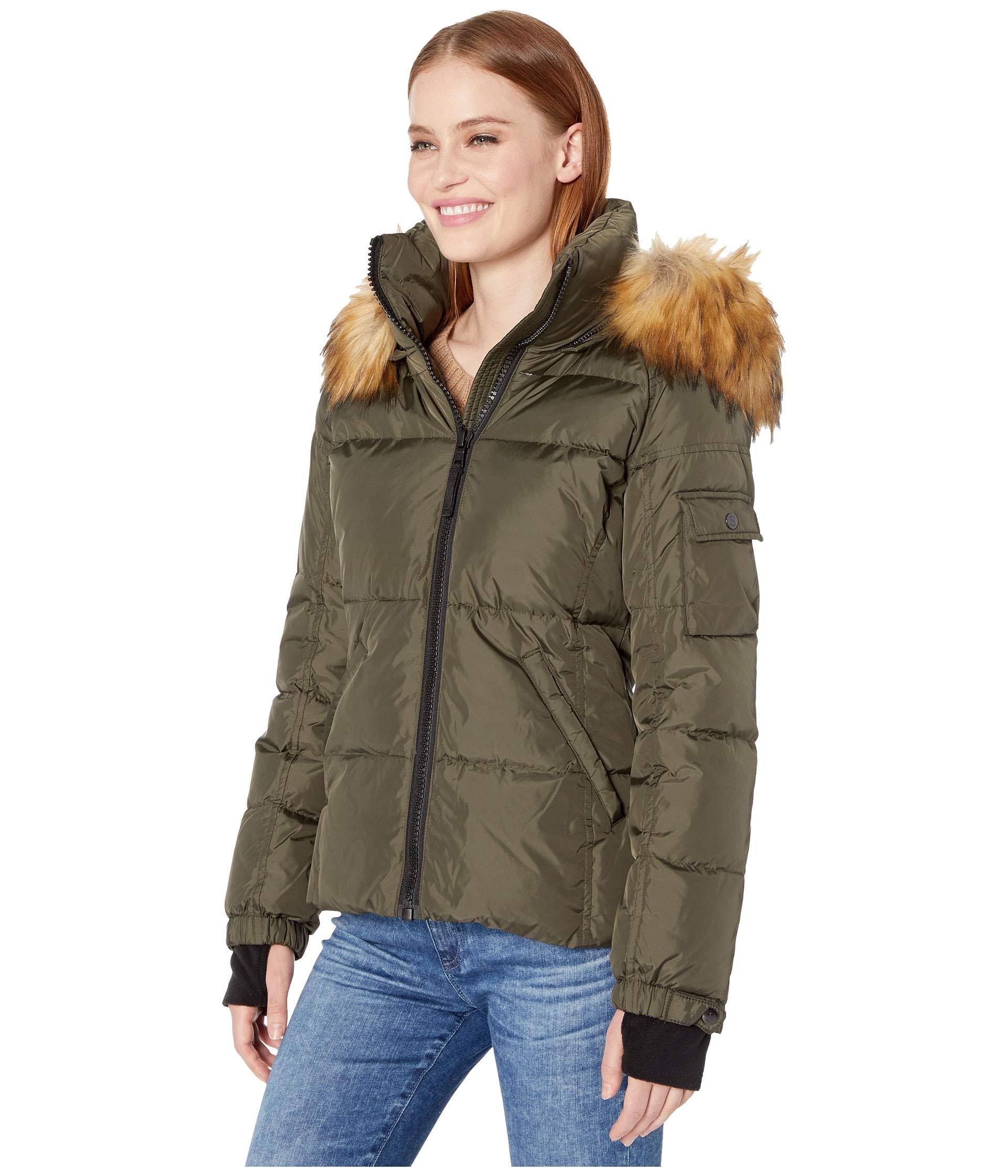 Matte Faux Fur White/Natural Large I7526